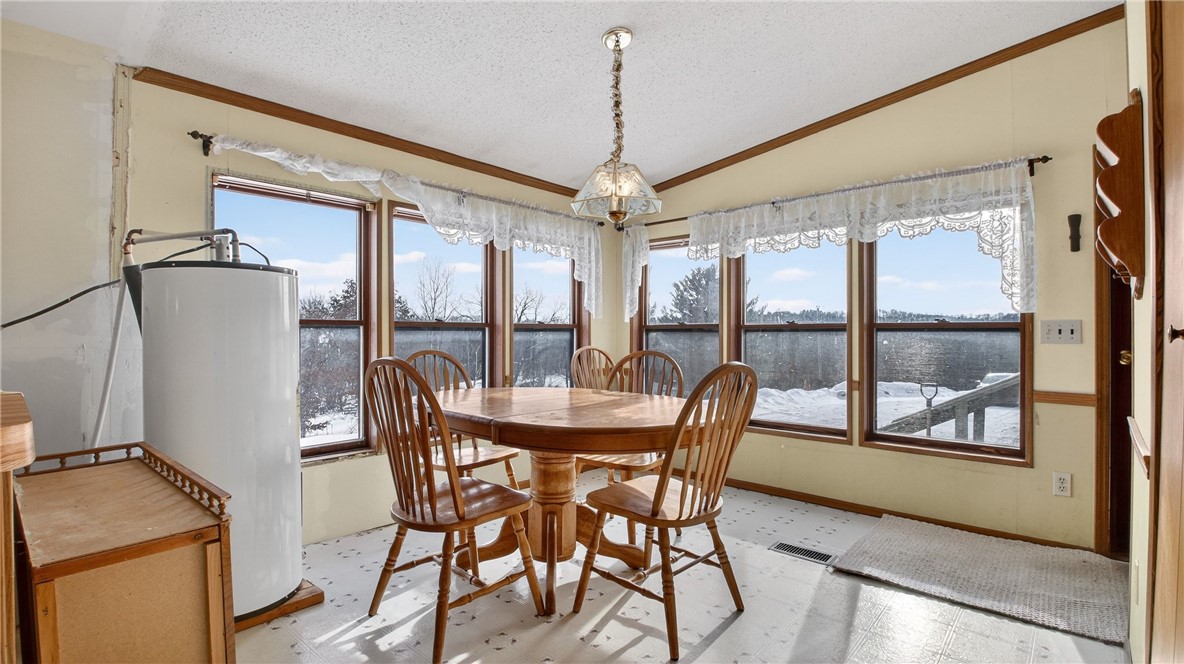 E5003-941st-Boyceville-WI-54725-6