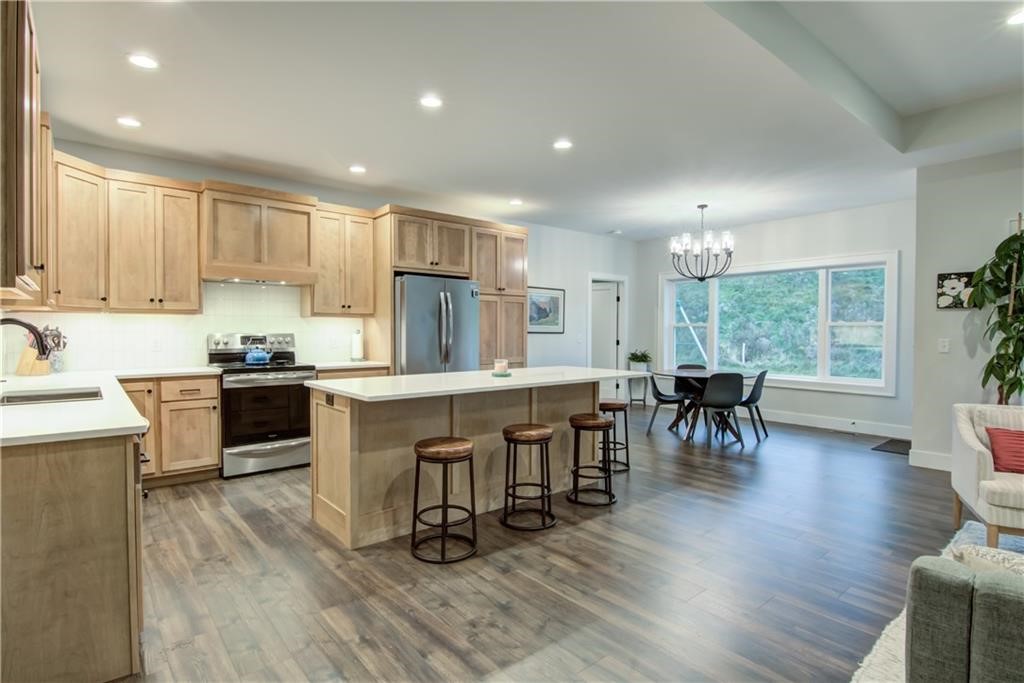 E5225-Queens-Eleva-WI-54738-1