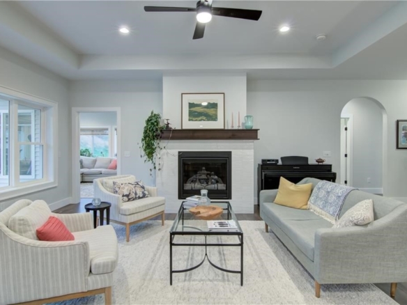 Residentialhouse for sale picture with an address of  E5225 Queens Drive in Eleva and a list price of 664800