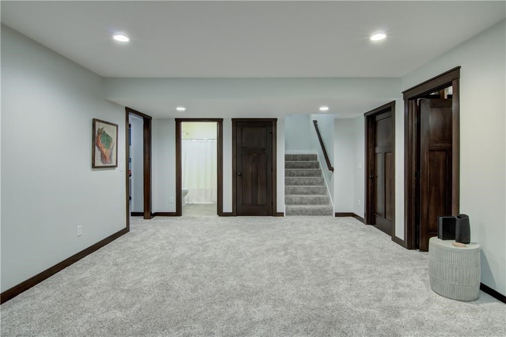 E5225-Queens-Eleva-WI-54738-5