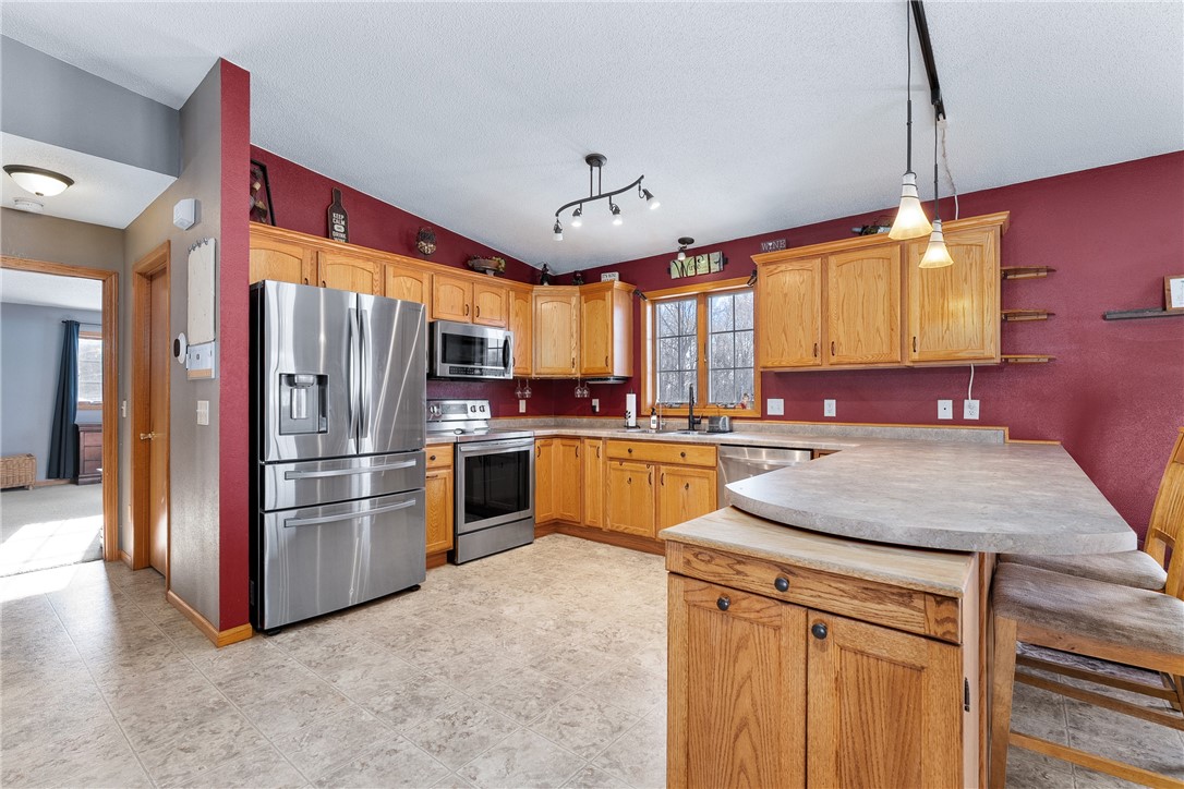 E9562-690th-Elk-Mound-WI-54739-2