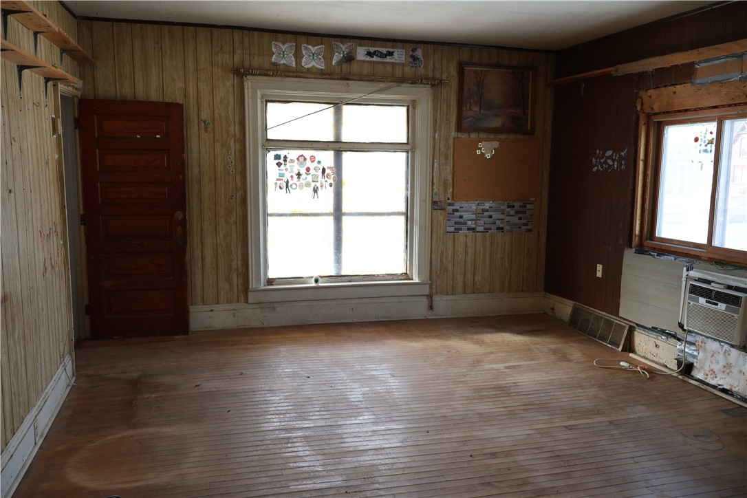 Eau-Claire-WI-54703-3