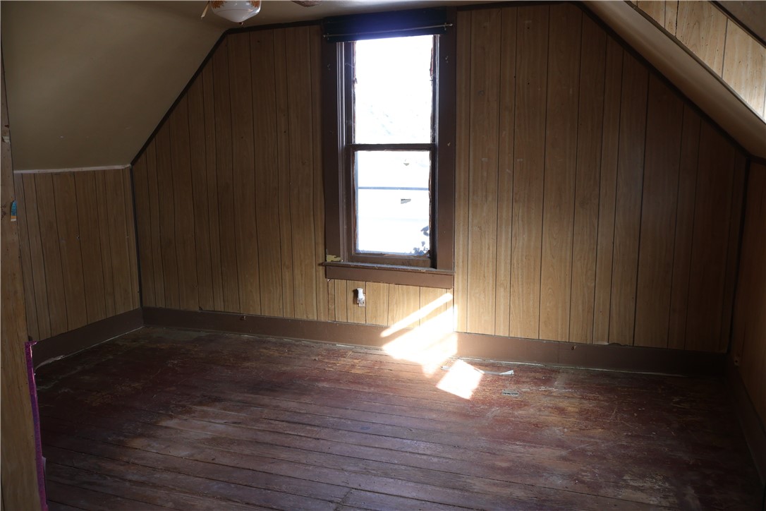 Eau-Claire-WI-54703-4