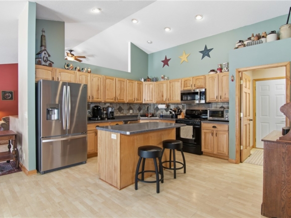 Residentialhouse for sale picture with an address of  N8116 577th Street in Colfax and a list price of 499000