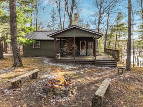 Residentialhouse for sale picture with an address of  N8878 Lakeshore Drive in Hayward and a list price of 291900