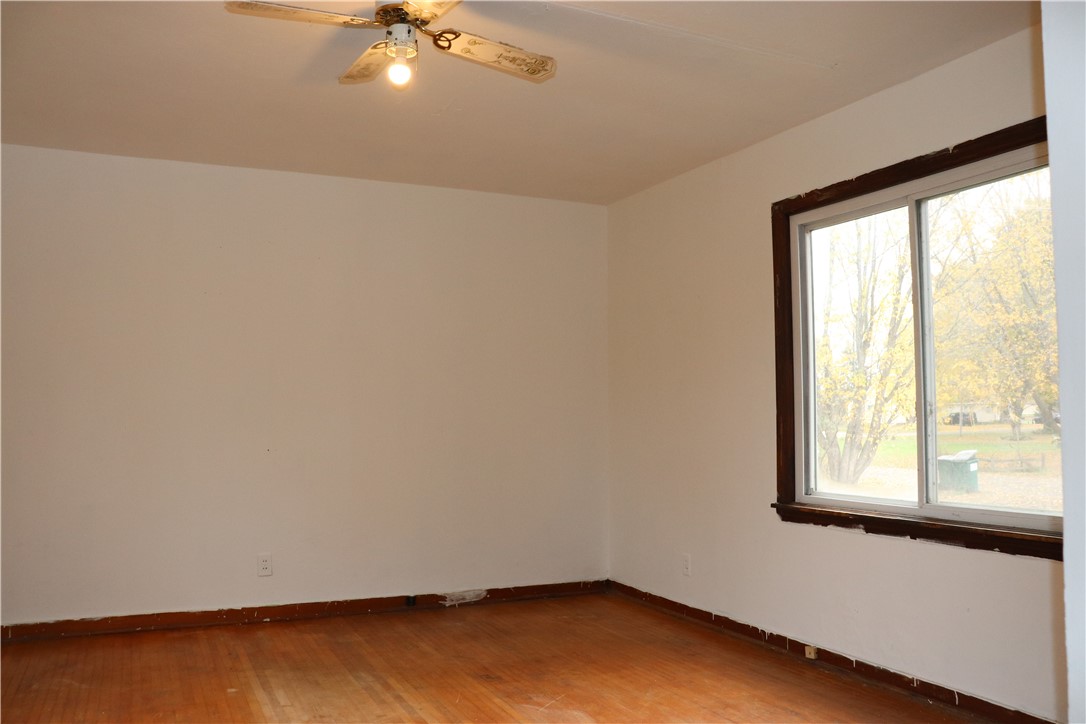 S12702-Elm-Osseo-WI-54758-5