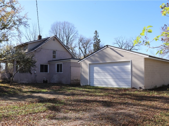 Residentialhouse for sale picture with an address of  S12702 Elm Street in Osseo and a list price of 169000