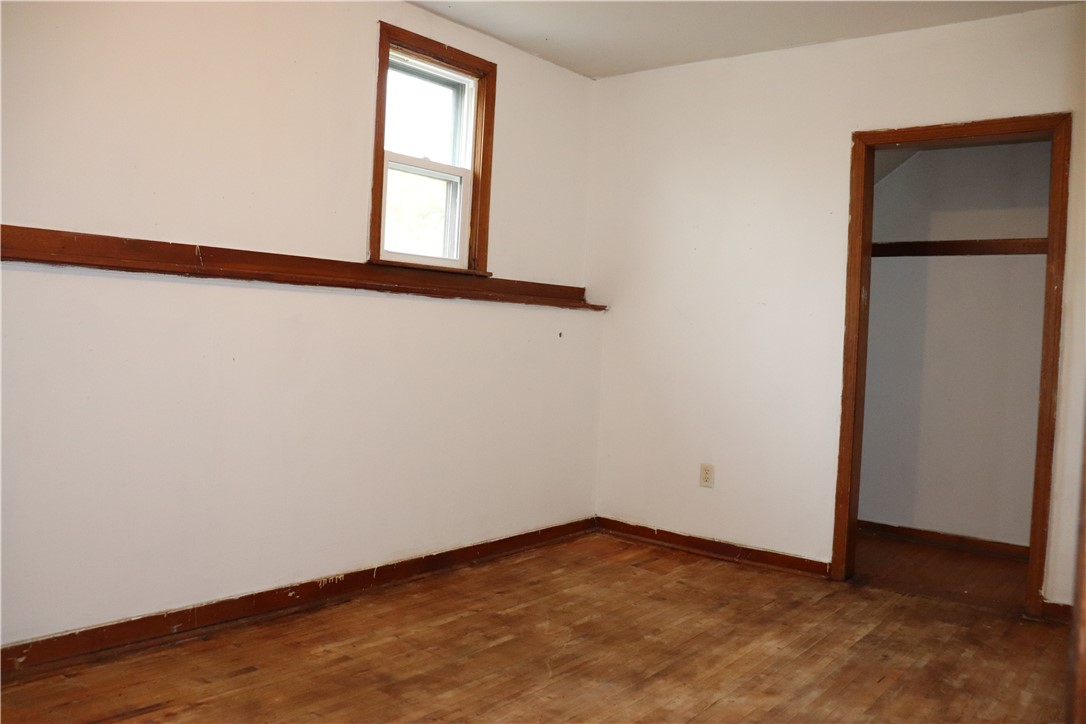 S12702-Elm-Osseo-WI-54758-7