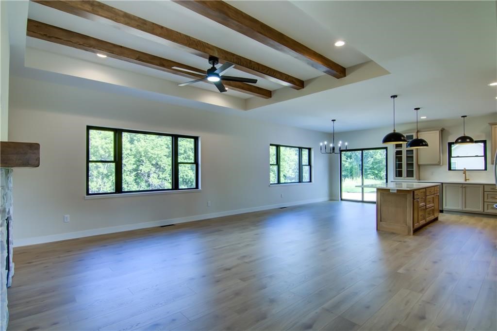 S9024-Chestnut-Eau-Claire-WI-54701-2