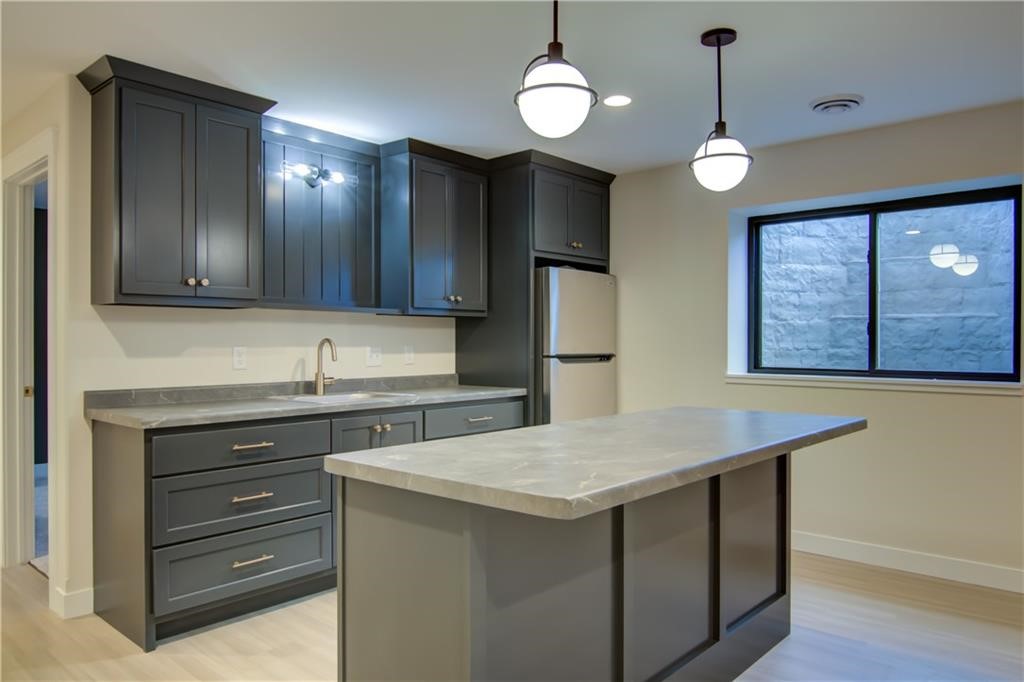 S9024-Chestnut-Eau-Claire-WI-54701-8