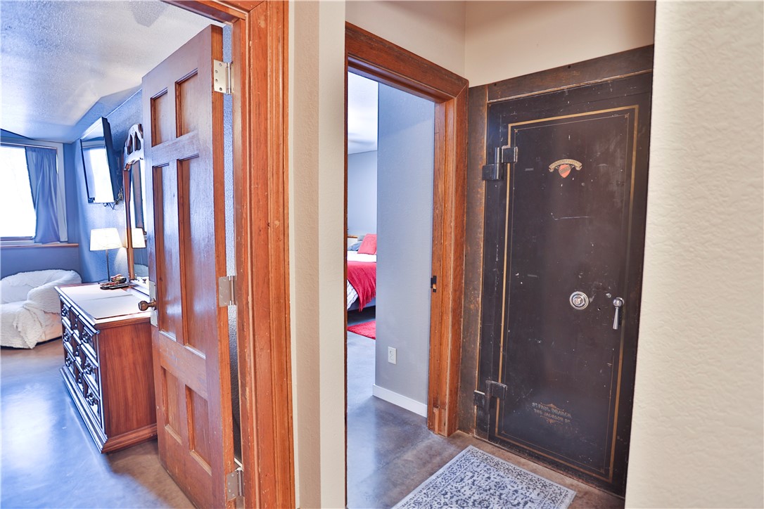 W10439-880th-River-Falls-WI-54022-6