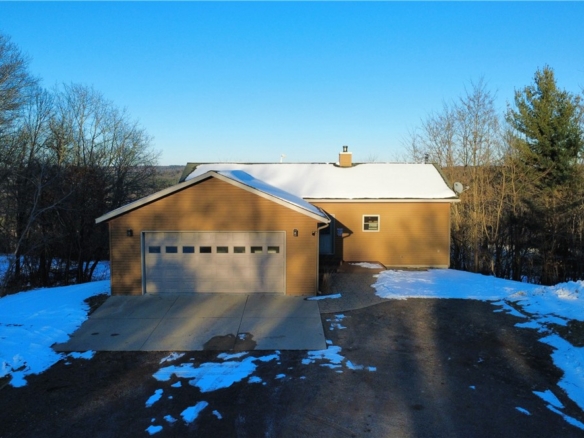 Residentialhouse for sale picture with an address of  W11785 Blencoe Road in Black River Falls and a list price of 359900