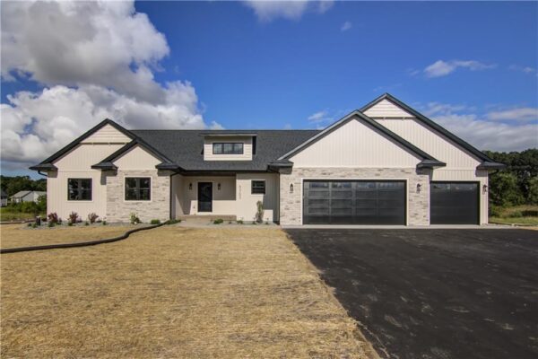 S9024 Chestnut Road, Eau Claire, WI