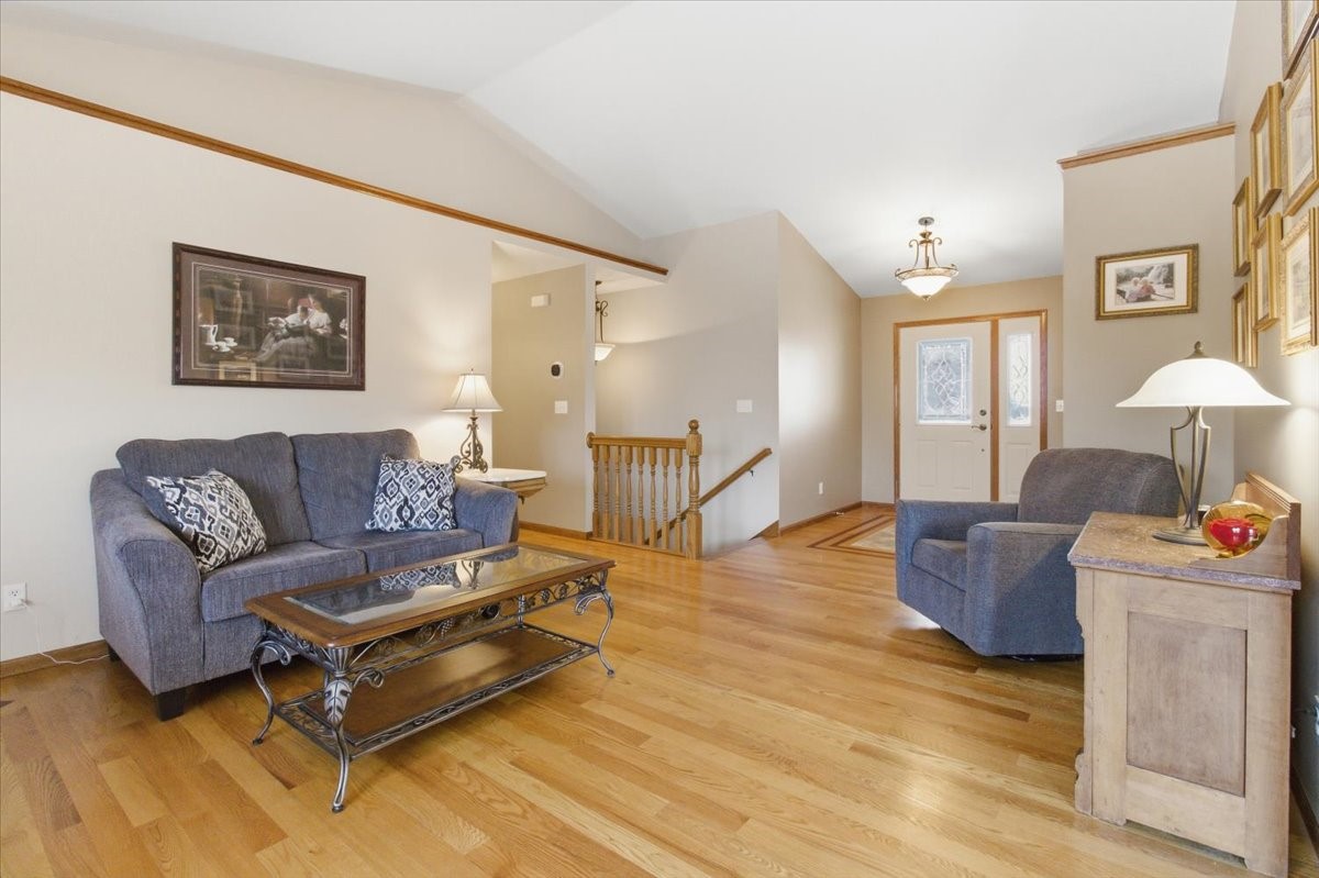 W4325 Tower Lane La Crosse WI 54601 — photo 4