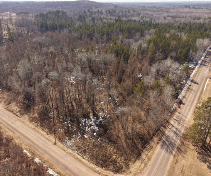 00 Larson Rd