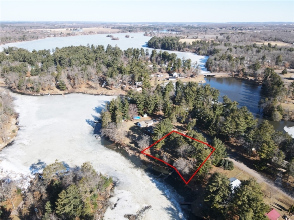 Residentialhouse for sale picture with an address of  1006 25th Street in Chetek and a list price of 329900