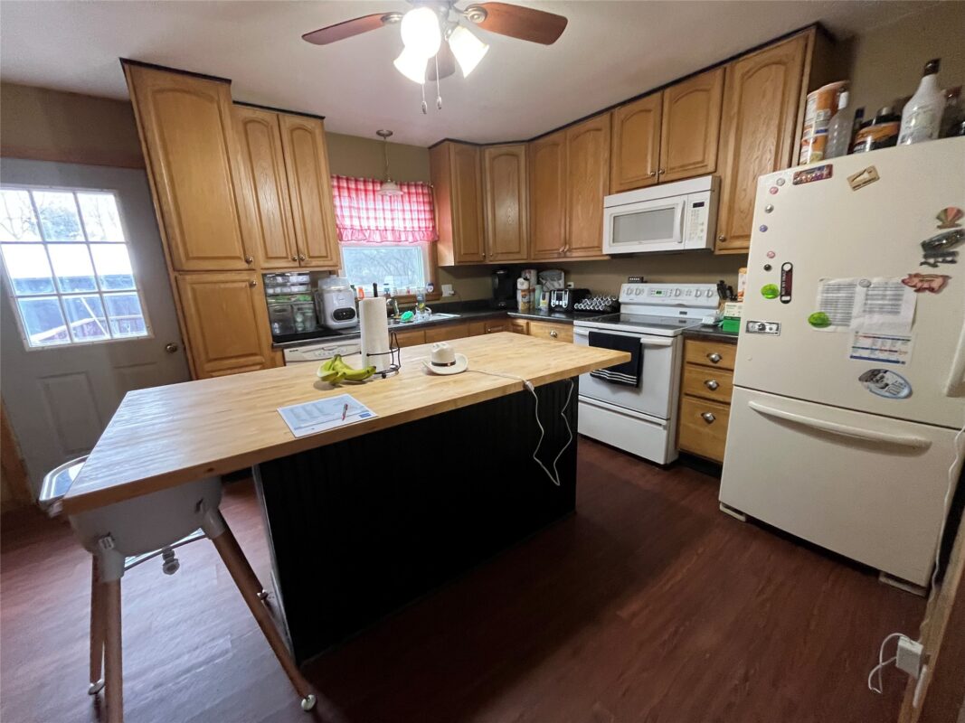 1034 Nunn Avenue, Rice Lake, WI — photo 5