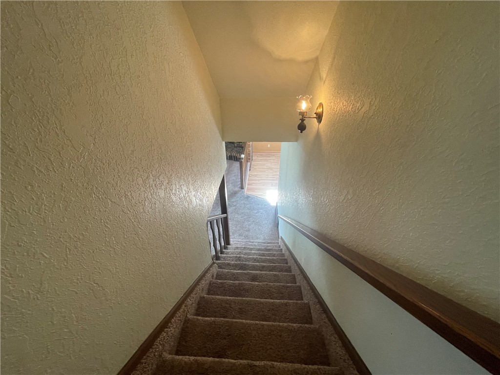 10476-Peterson-Hayward-WI-54843-7