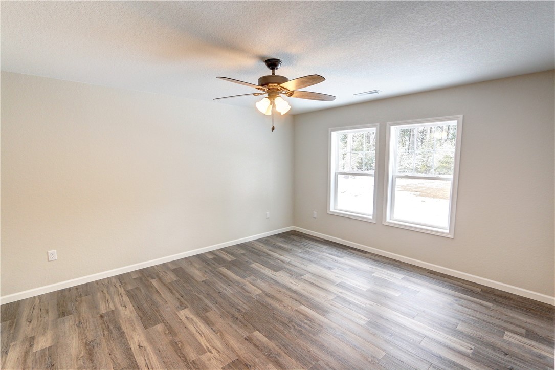 10507-Nightingale-Hayward-WI-54843-4