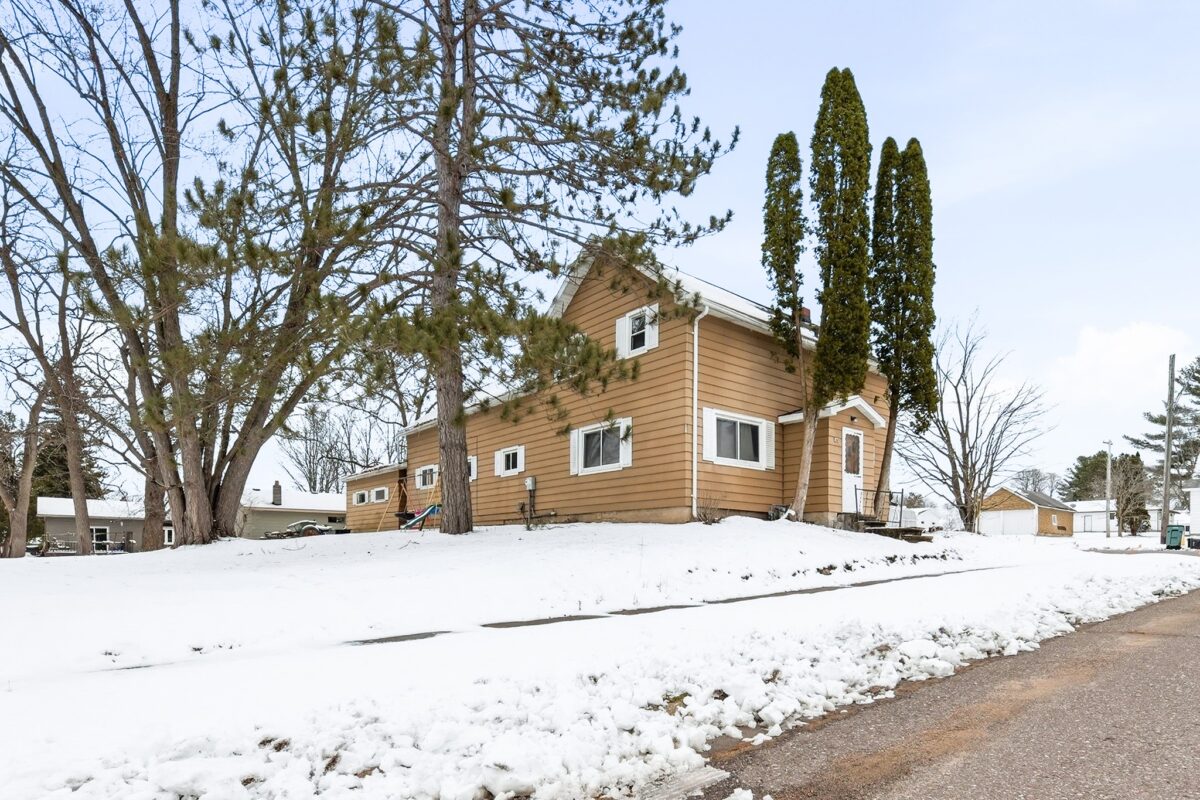 106 N Jackson, Boyd, WI — photo 3