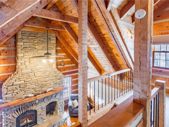 Residentialhouse for sale picture with an address of  10802 Spirit Lake Road in Grantsburg and a list price of 660000