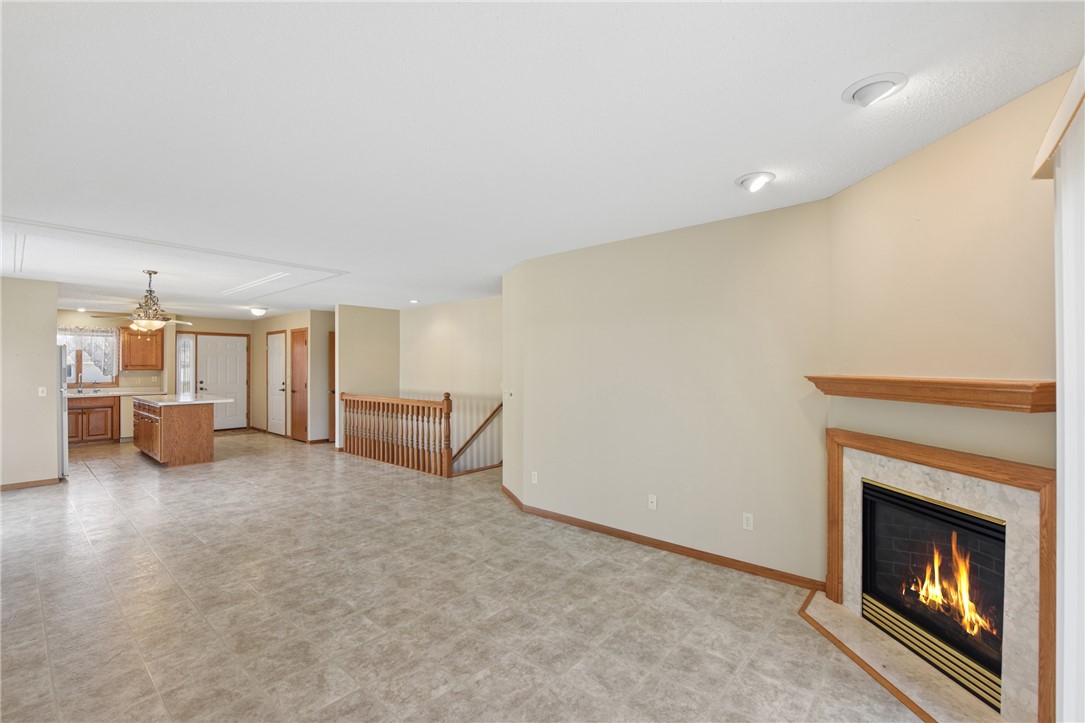 1102-Highpoint-New-Richmond-WI-54017-1