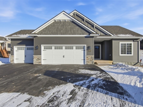 Residentialhouse for sale picture with an address of  1108 18th Street in Menomonie and a list price of 456500