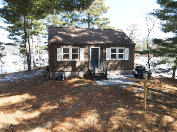 Residentialhouse for sale picture with an address of  1111B 22 3/4 Street in Chetek and a list price of 359000