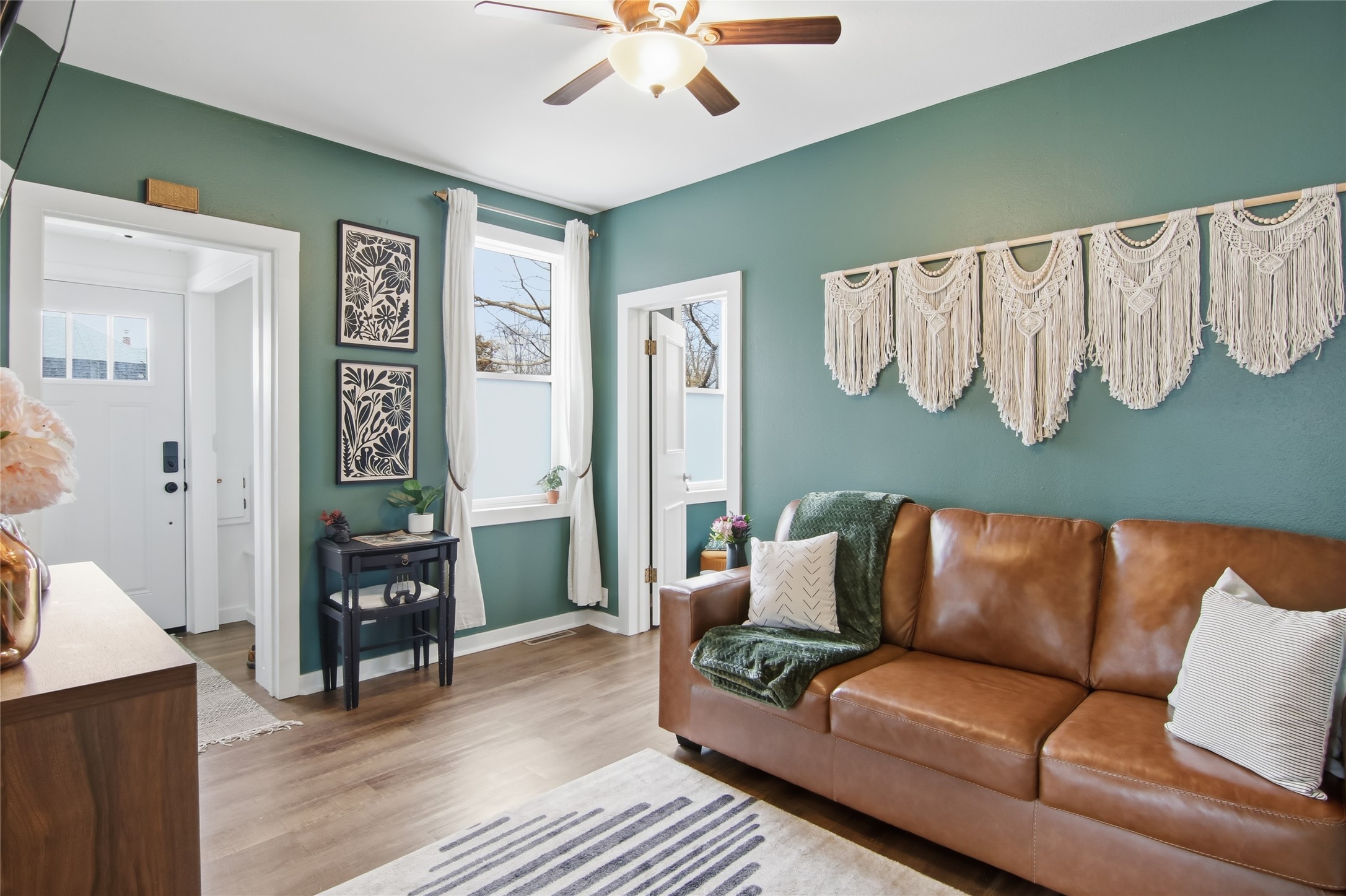 1115-Birch-Eau-Claire-WI-54703-1