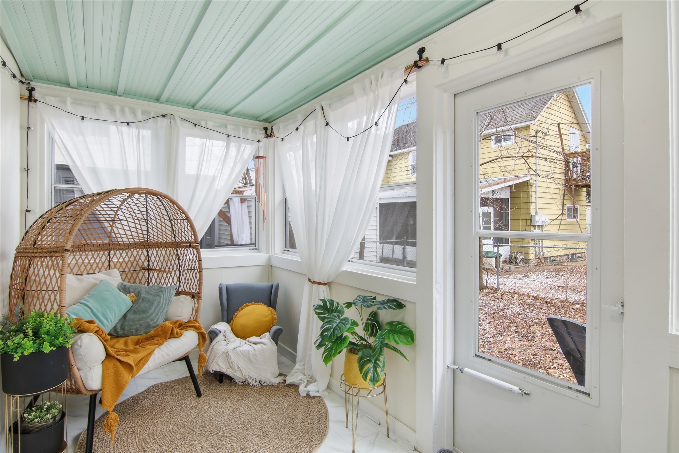 1115-Birch-Eau-Claire-WI-54703-6