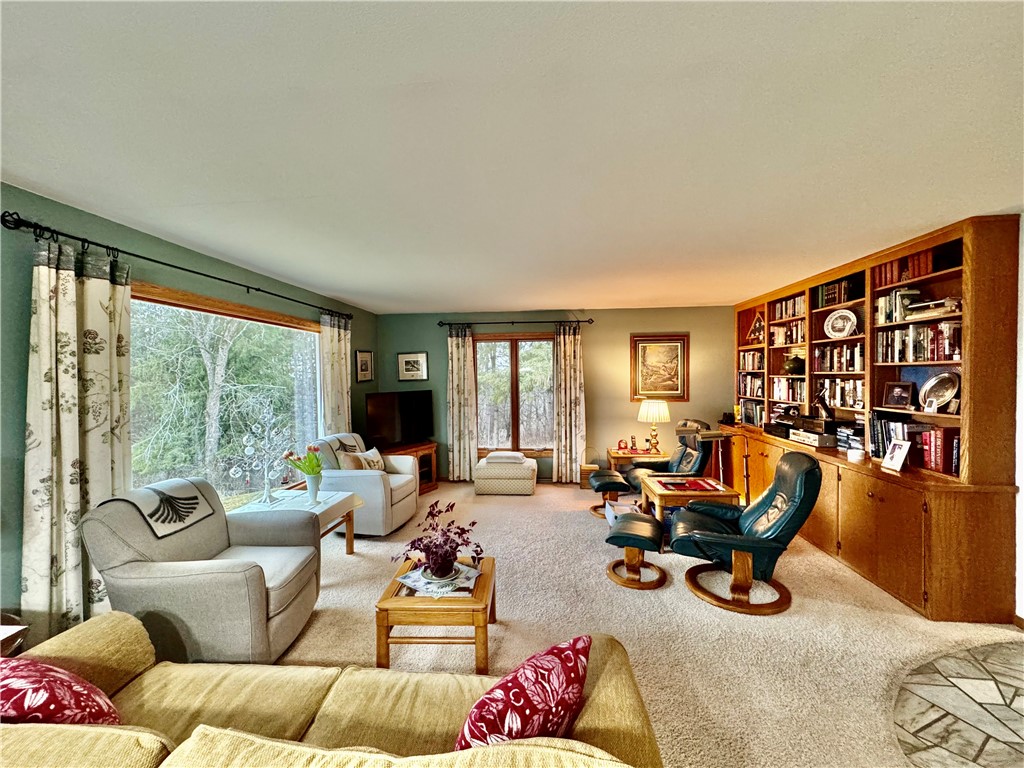 1118-Kathryn-Eau-Claire-WI-54701-3