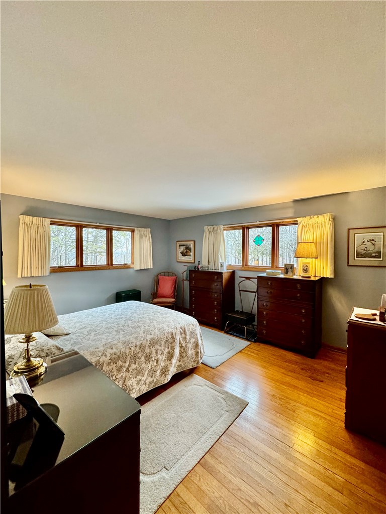 1118-Kathryn-Eau-Claire-WI-54701-5