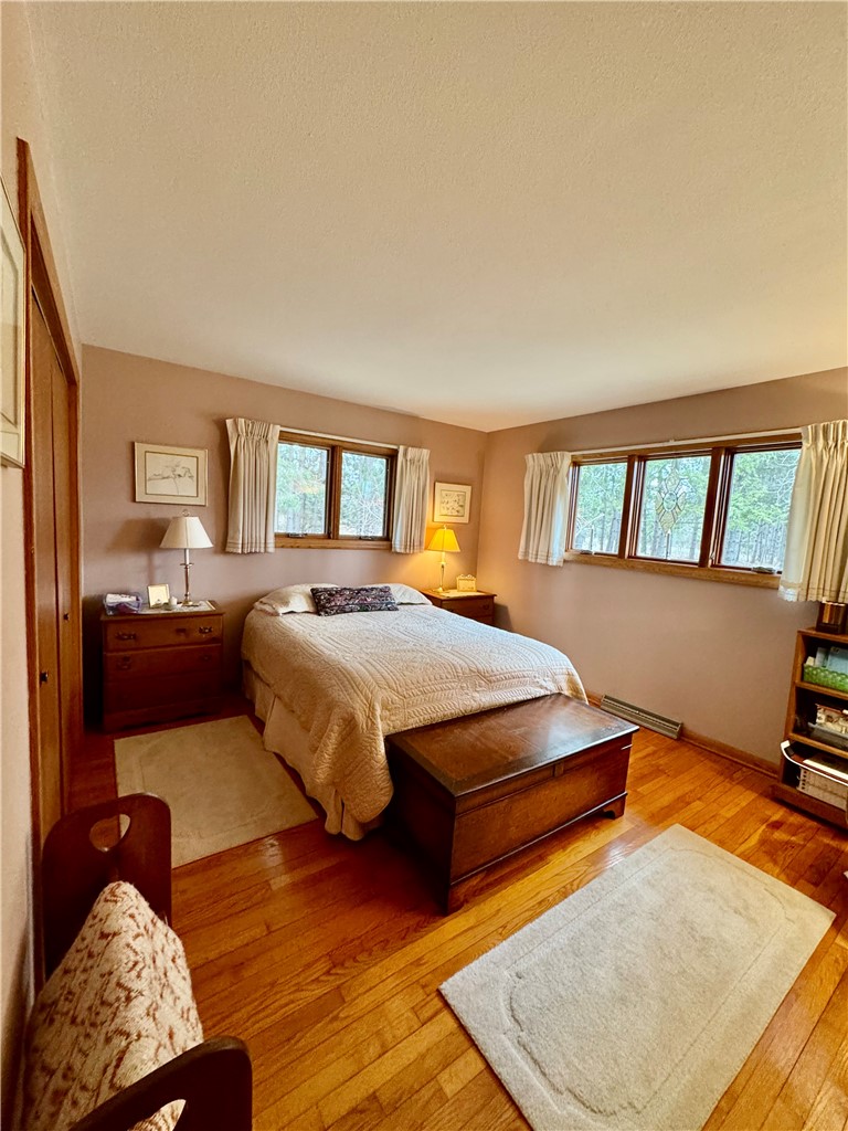 1118-Kathryn-Eau-Claire-WI-54701-6