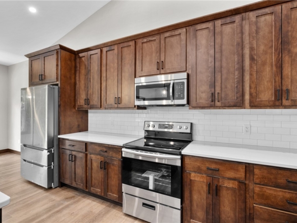 Residentialhouse for sale picture with an address of  1138 Craven Court in Eau Claire and a list price of 529900