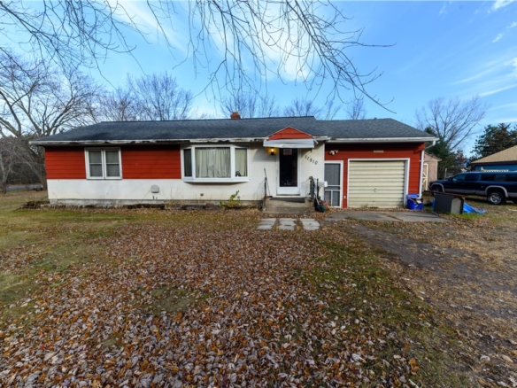 Residentialhouse for sale picture with an address of  11510 Melby Street in Chippewa Falls and a list price of 182000