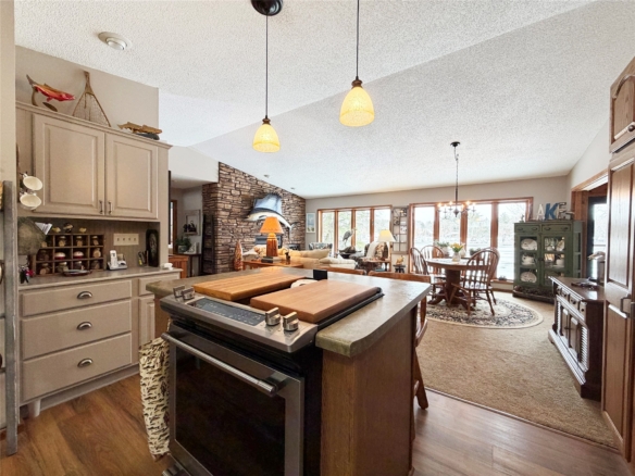 Residentialhouse for sale picture with an address of  1159 24 1/4 Street in Cameron and a list price of 579000