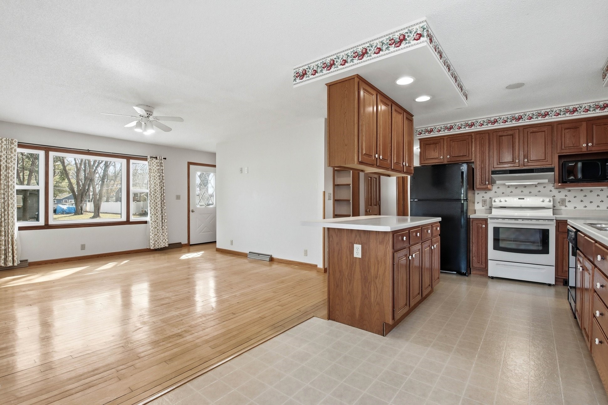 117-16th-Menomonie-WI-54751-3