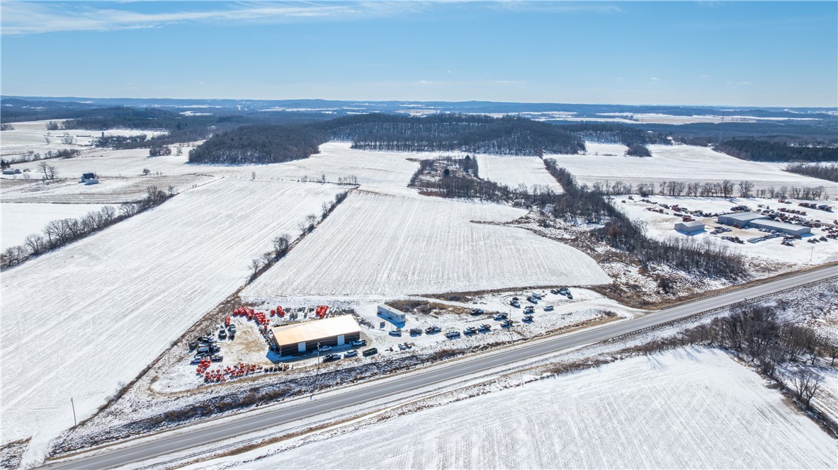 11975 W US Highway 10 Osseo WI 54758 — photo 19