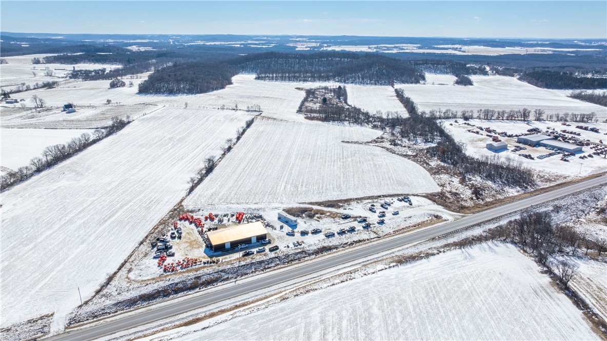 11975 W US Highway 10 Osseo WI 54758 — photo 20