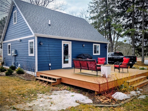 Residentialhouse for sale picture with an address of  125 State Road 48  in Cumberland and a list price of 265000