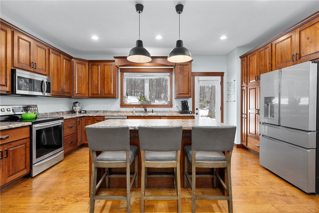 129 Grey Friar Lane, Eau Claire, WI — photo 13