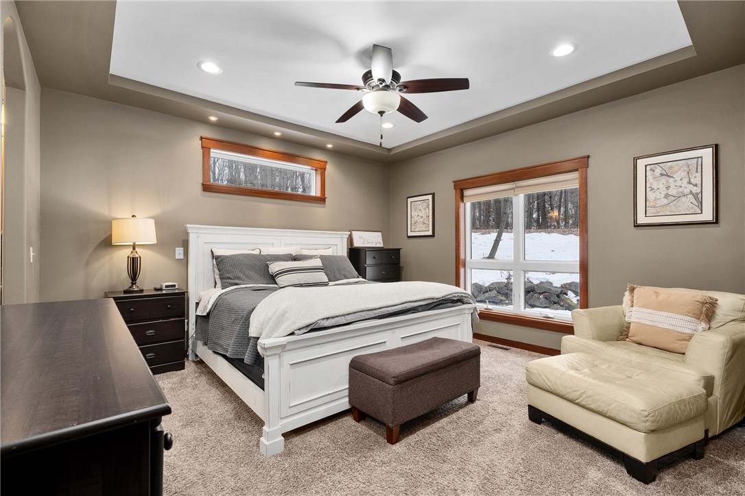 129 Grey Friar Lane, Eau Claire, WI — photo 14