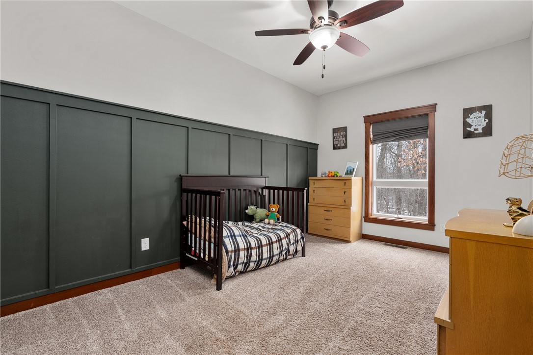 129 Grey Friar Lane, Eau Claire, WI — photo 17