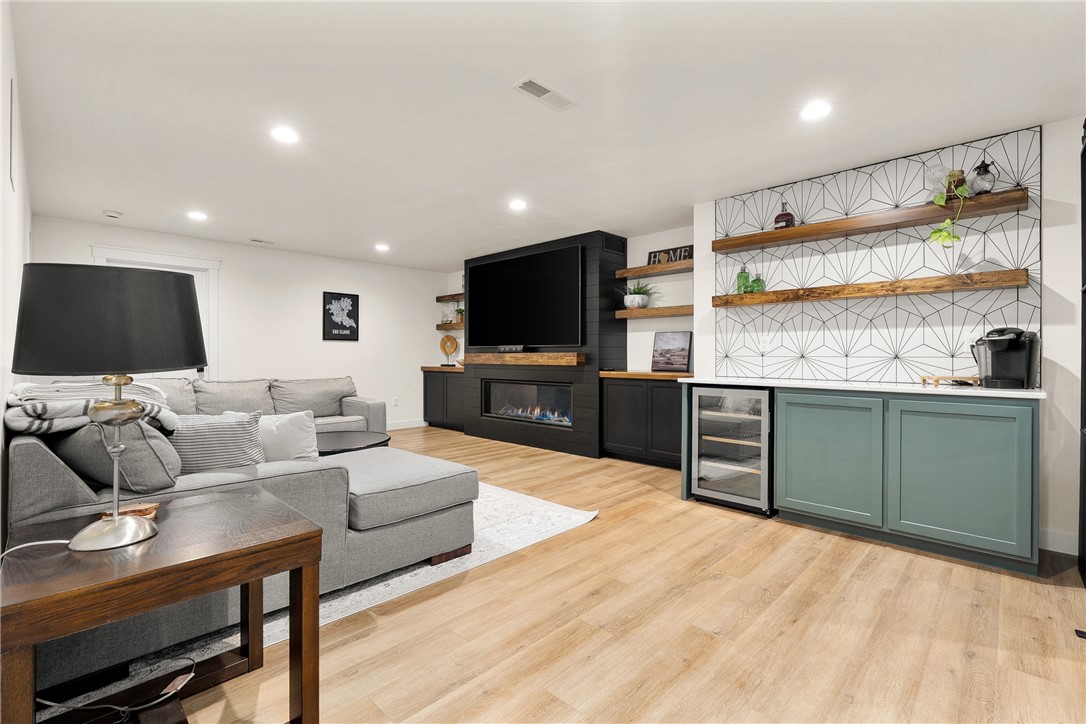 129 Grey Friar Lane, Eau Claire, WI — photo 22