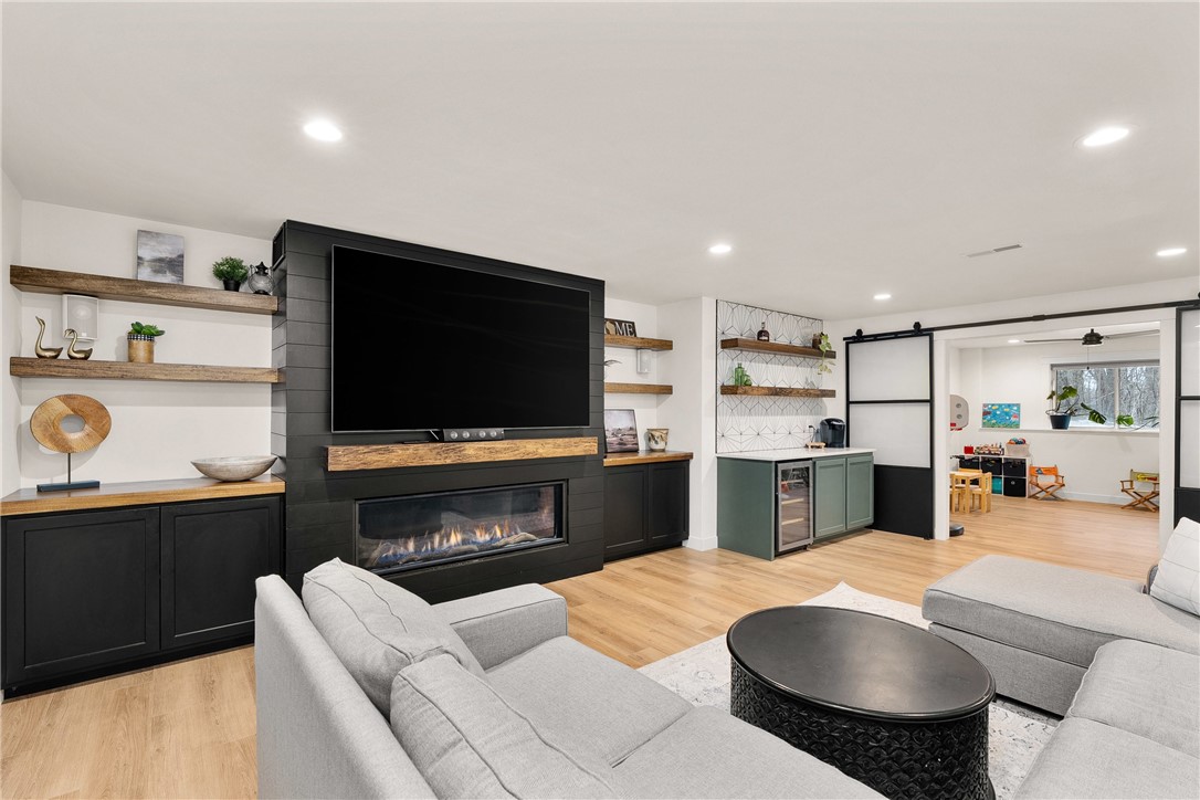 129 Grey Friar Lane, Eau Claire, WI — photo 23