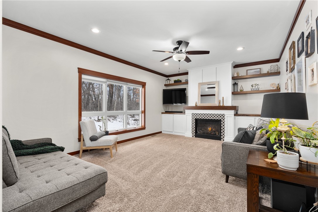 129 Grey Friar Lane, Eau Claire, WI — photo 5