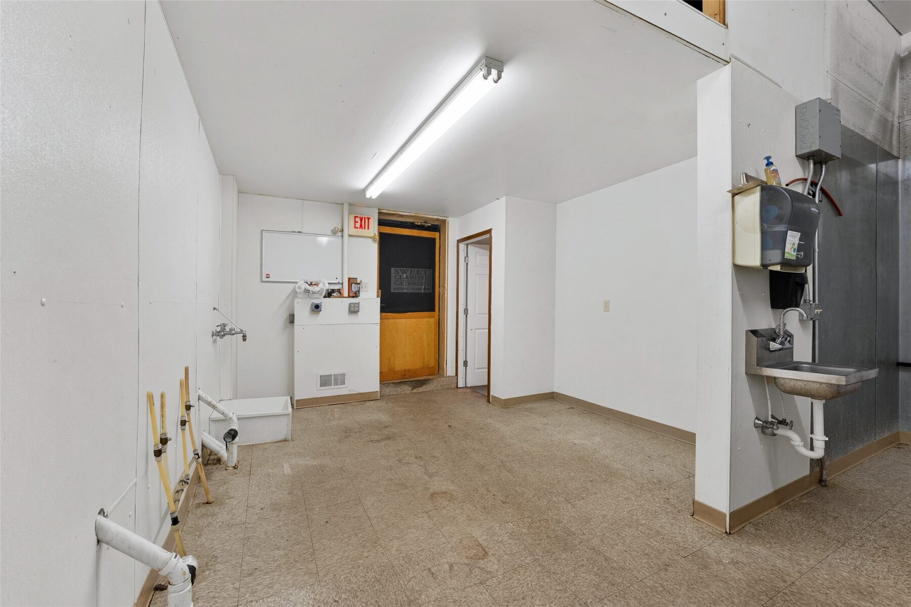 134 W Lincoln Street Augusta WI 54722 — photo 14