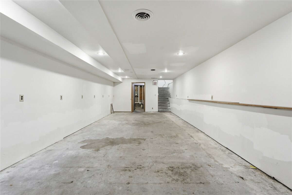 134 W Lincoln Street Augusta WI 54722 — photo 16