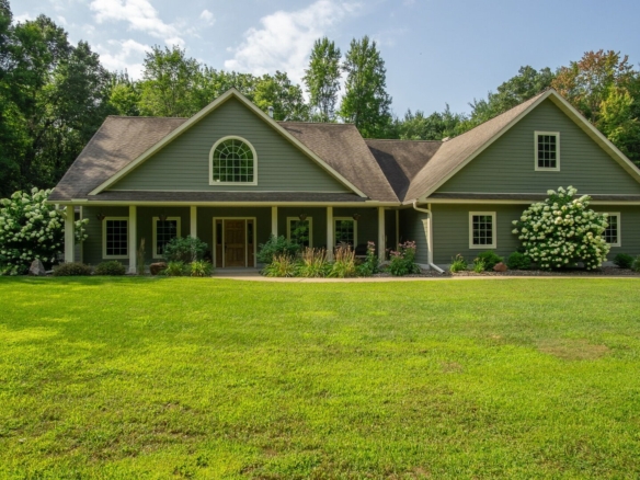 Residentialhouse for sale picture with an address of  14585 Curler Road in Fall Creek and a list price of 774900