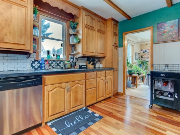 Residentialhouse for sale picture with an address of  146 Maple Street in Glenwood City and a list price of 239900